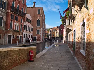 S0261276.webp
